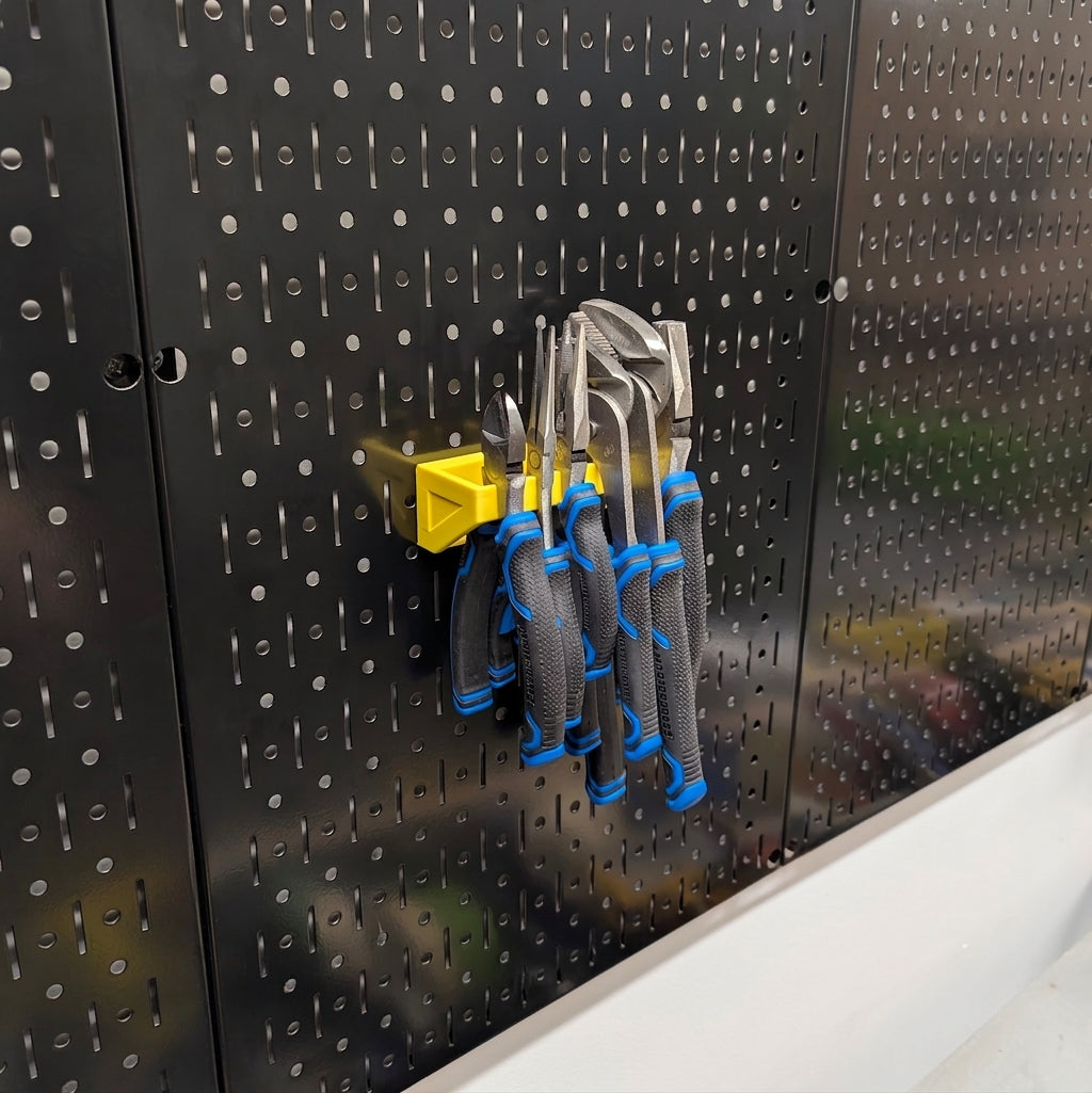 Pliers Holder for Wall Control